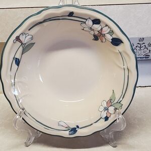 Epoch Apple Blossom Scalloped Edge Cereal Soup Bowl 6 7/8"